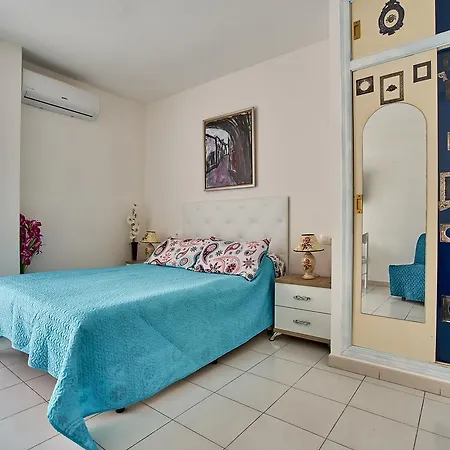 Espanhouse Victoria تورّيفيِخا